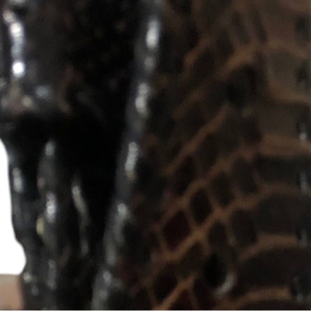 Men's Genuine snakeskin on cowhide Lined Belt. - Picture 4 of 5
